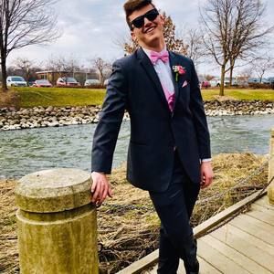 Meet your Posher, Brody